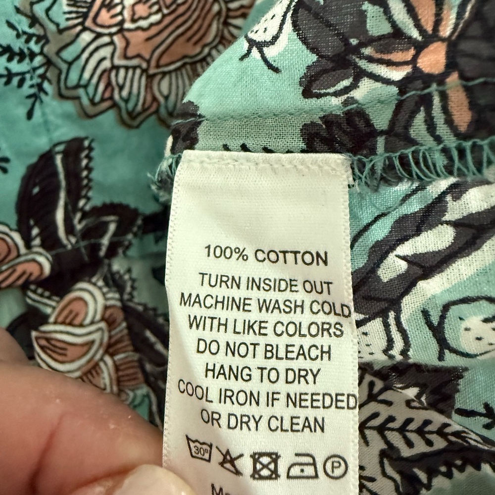 Never a Wallflower Block Print top, NWT, Small - Picture 7 of 11
